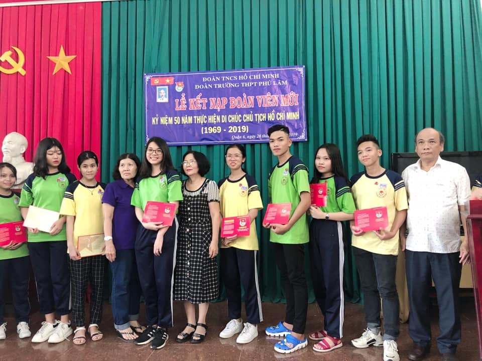 Học sinh Trường THPT Phú Lâm – Học tập trải nghiệm tại Bến Tre